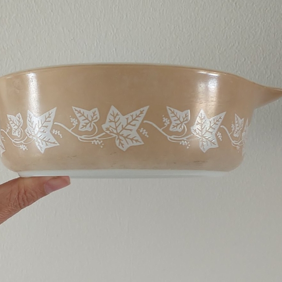 2 Vintage Pyrex Dishes Blue Pyrex Tan Pyrex - Picture 11 of 16